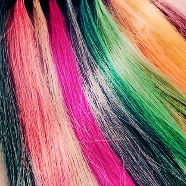Can You Color Your Hair With Extensions In? Can You Color Your Hair With Extensions In?
